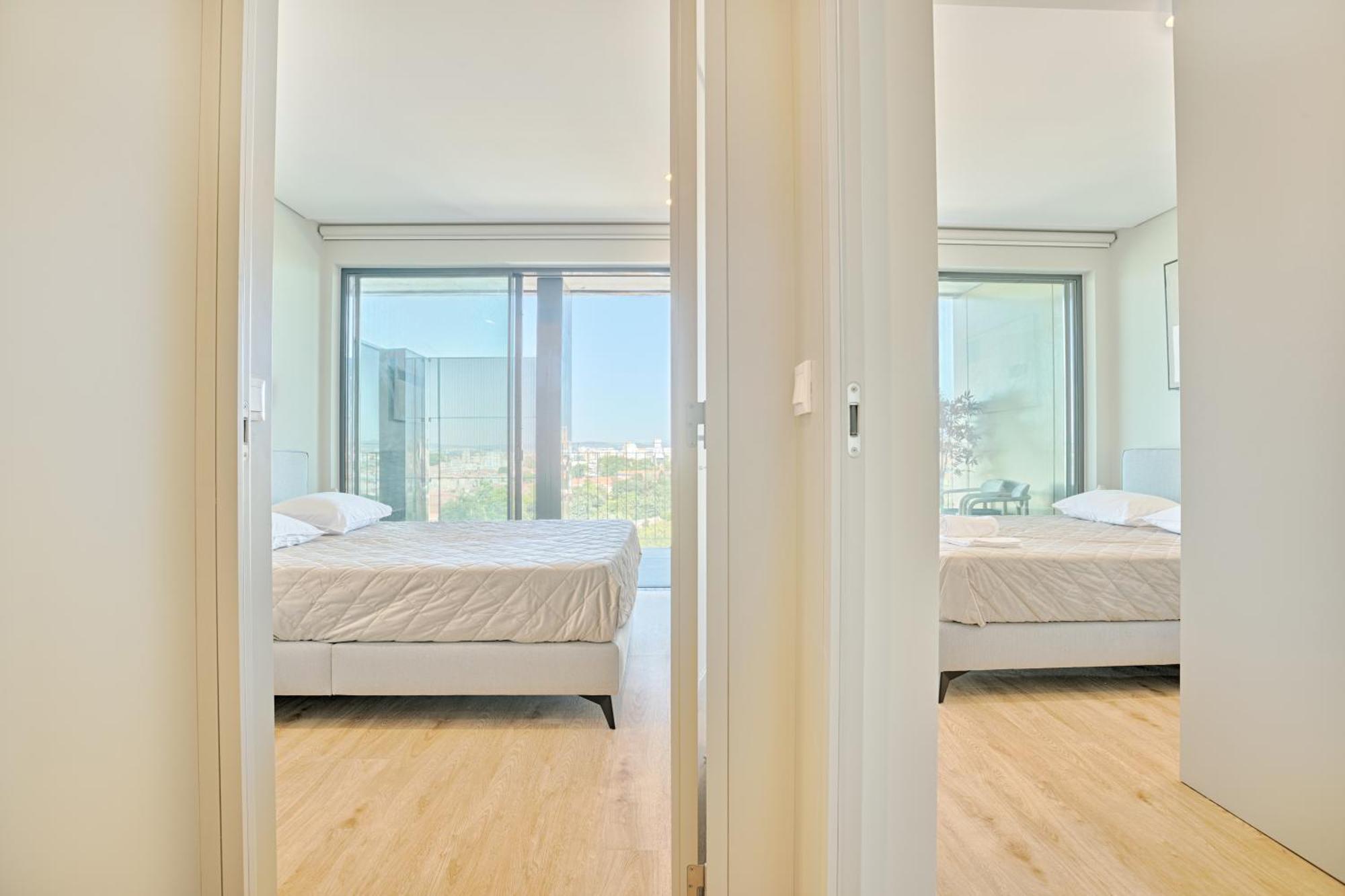 Apartament Brand New Luxurious Ap T2 - Amazing View- With Garage Vila Nova de Gaia Zewnętrze zdjęcie